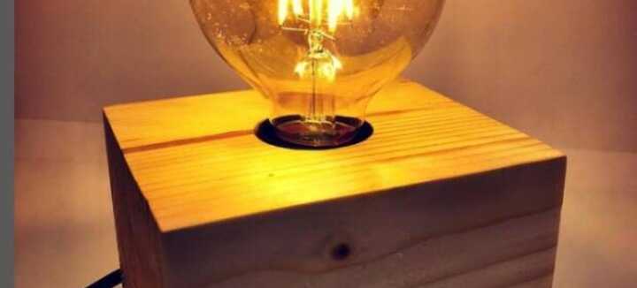 Atelier fabrication d'une lampe Design en bois