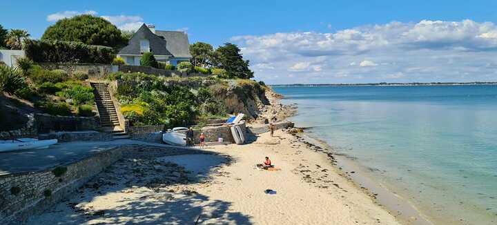 Plage de Kerhostin